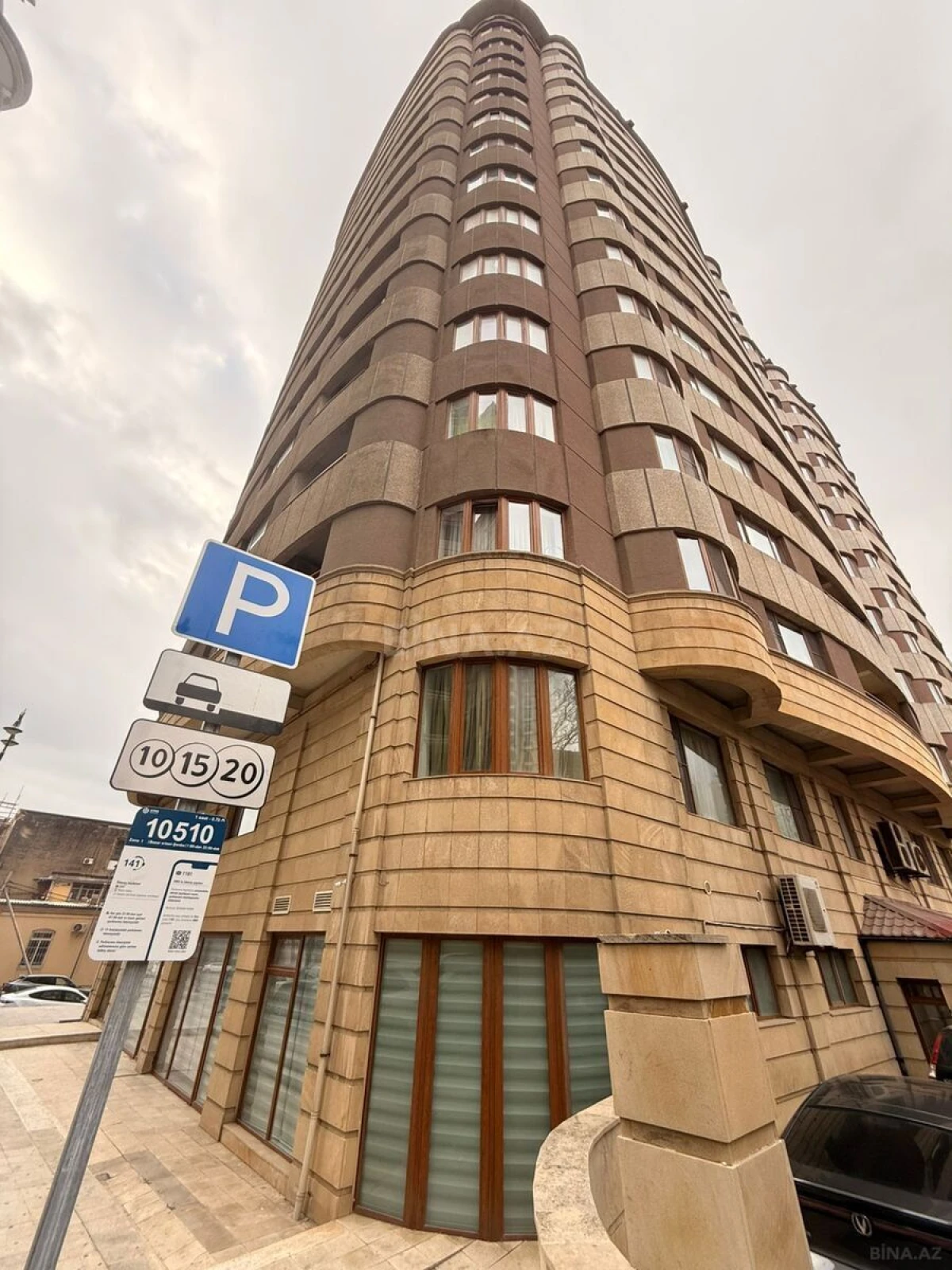 Kirayə verilir 3 otaqlı mənzil 135 m²