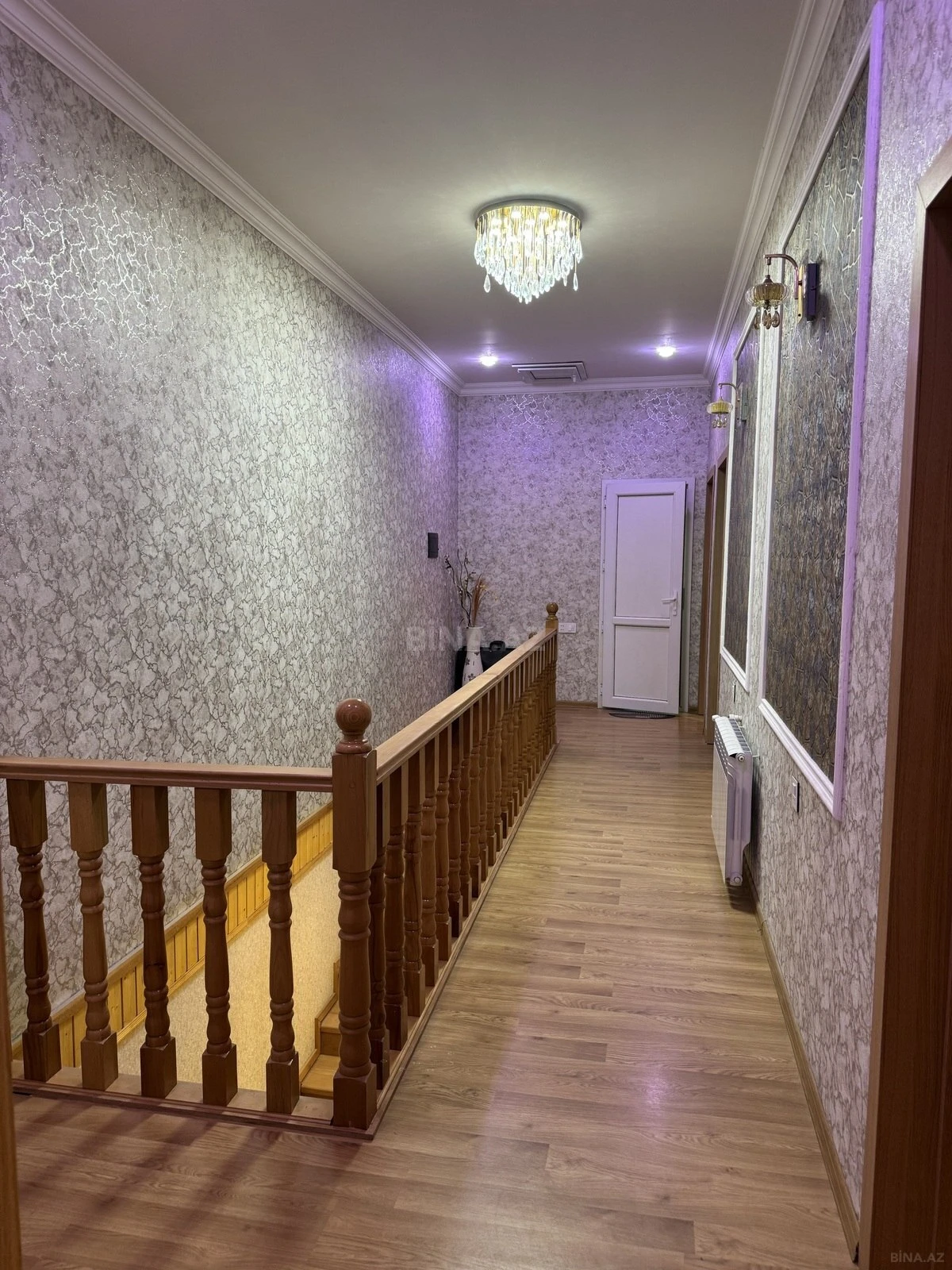 Satılır 6 otaqlı həyət evi 130 m²