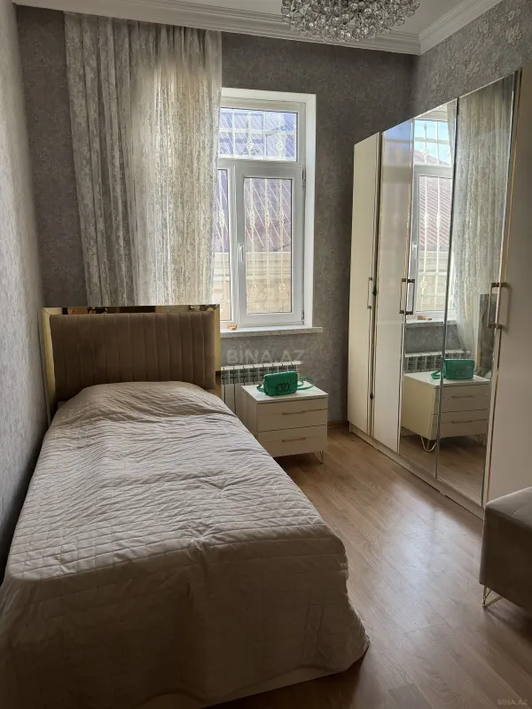 Satılır 6 otaqlı həyət evi 130 m²
