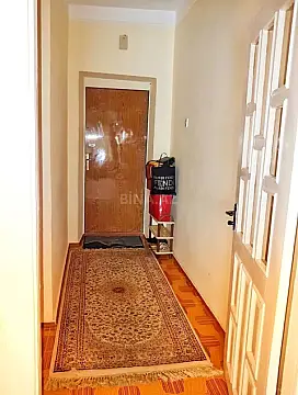 Satılır 1 otaqlı mənzil 42 m²