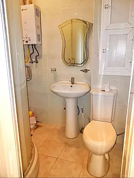 Satılır 1 otaqlı mənzil 42 m²