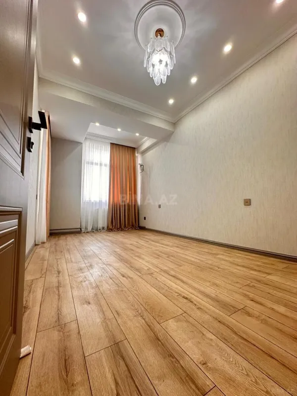 Satılır 3 otaqlı mənzil 75 m²