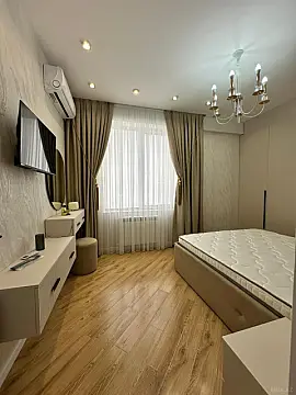 Satılır 2 otaqlı mənzil 82 m²