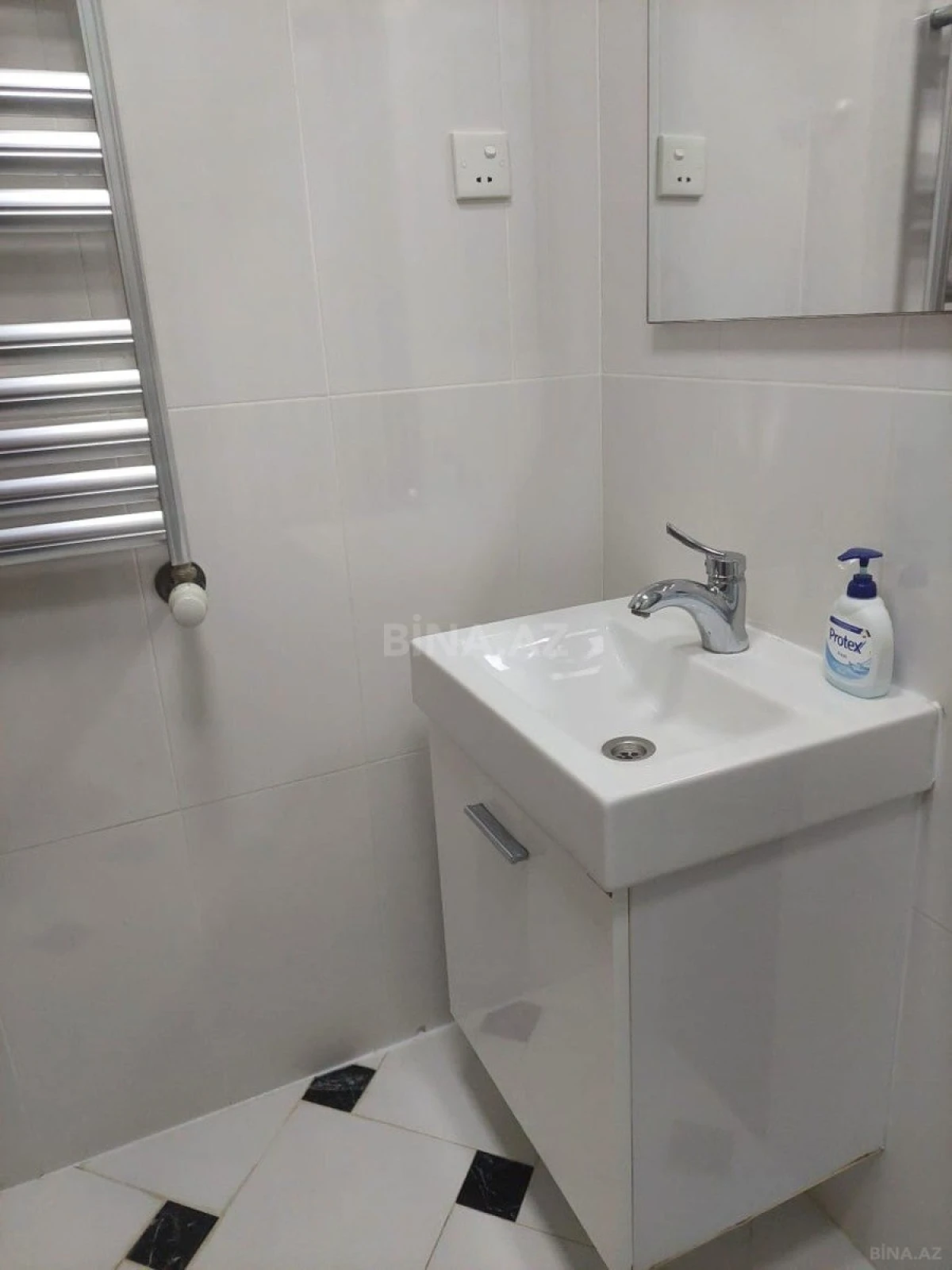 Satılır 2 otaqlı mənzil 55 m²