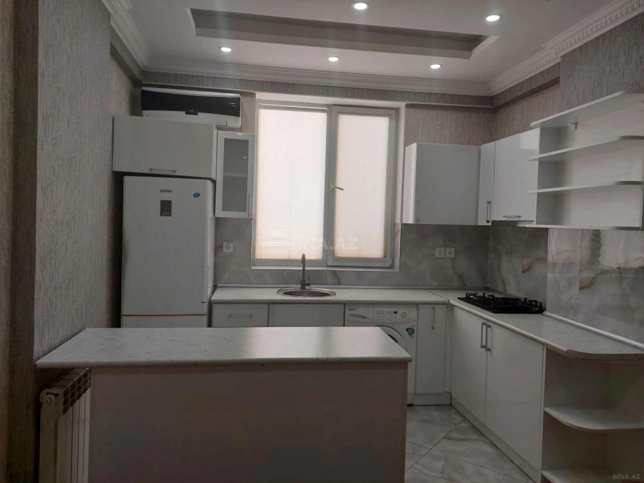 Satılır 2 otaqlı mənzil 55 m²