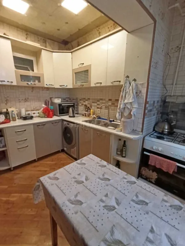 Satılır 3 otaqlı mənzil 100 m²