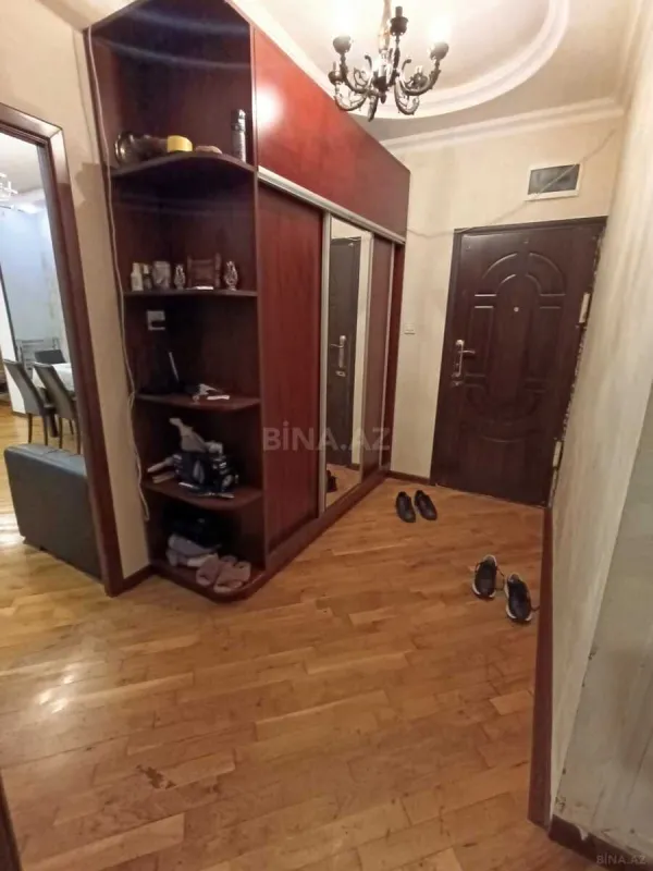 Satılır 3 otaqlı mənzil 100 m²