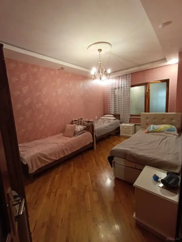 Satılır 3 otaqlı mənzil 100 m²