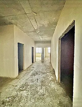 Satılır 3 otaqlı mənzil 145 m²