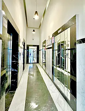 Satılır 3 otaqlı mənzil 145 m²