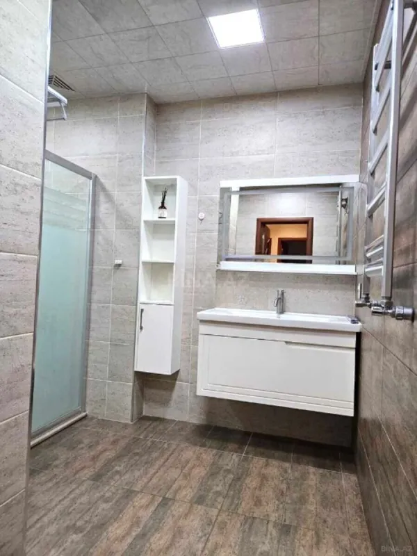 Satılır 2 otaqlı mənzil 100 m²