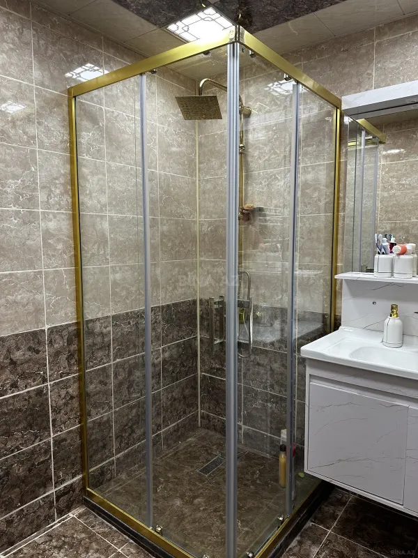 Satılır 3 otaqlı mənzil 110 m²