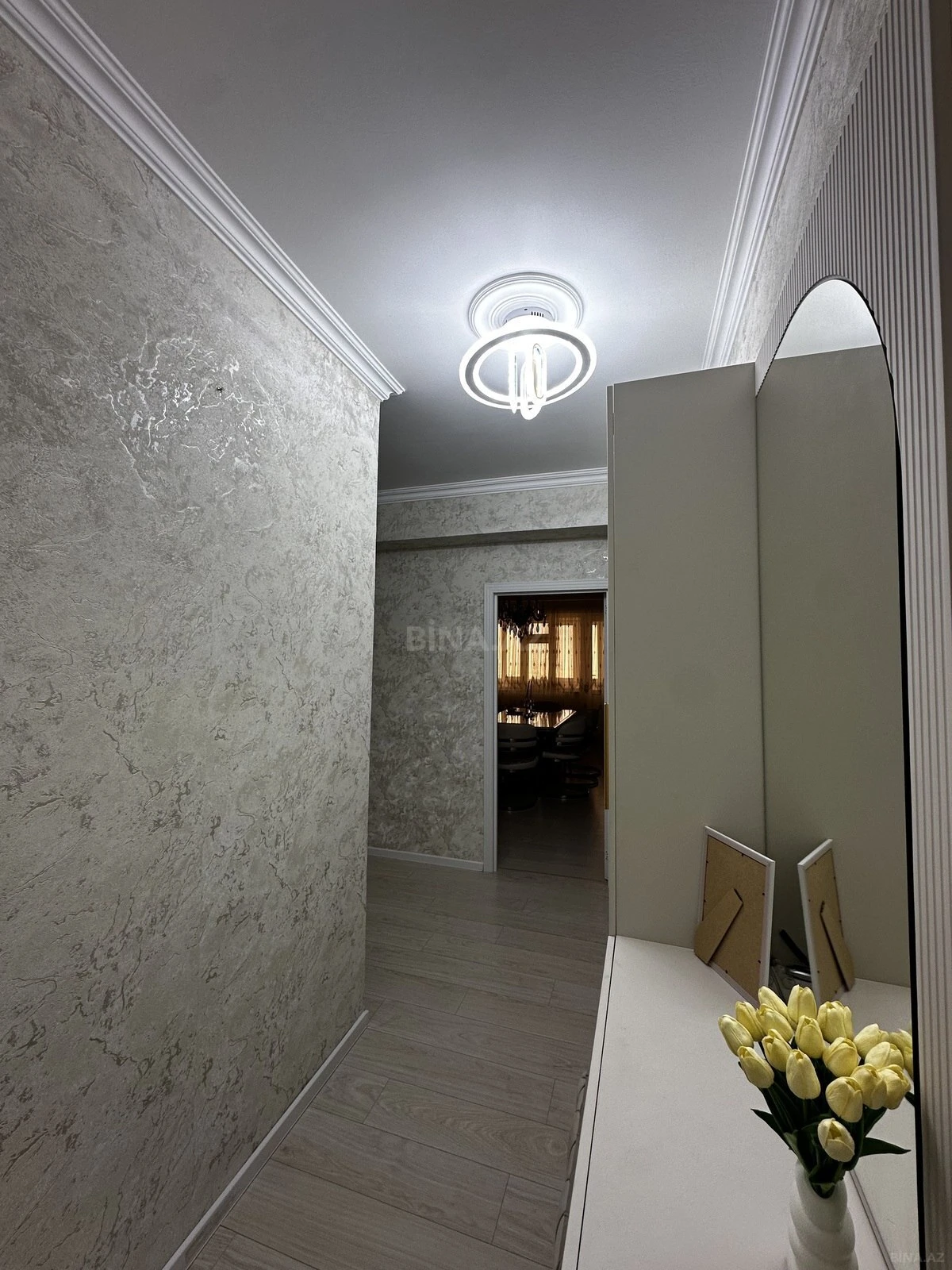 Satılır 3 otaqlı mənzil 110 m²