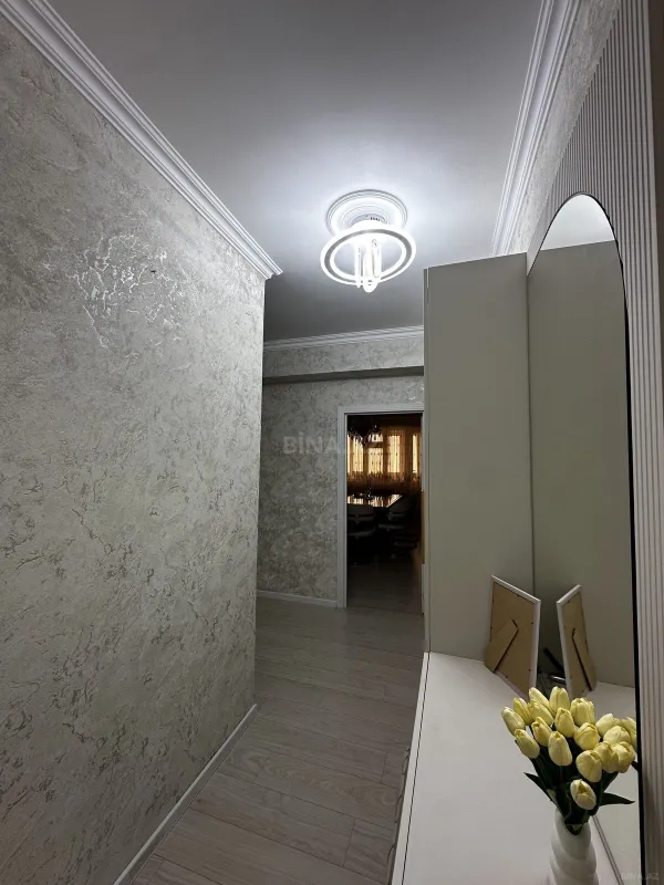 Satılır 3 otaqlı mənzil 110 m²