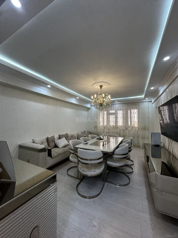 Satılır 3 otaqlı mənzil 110 m²
