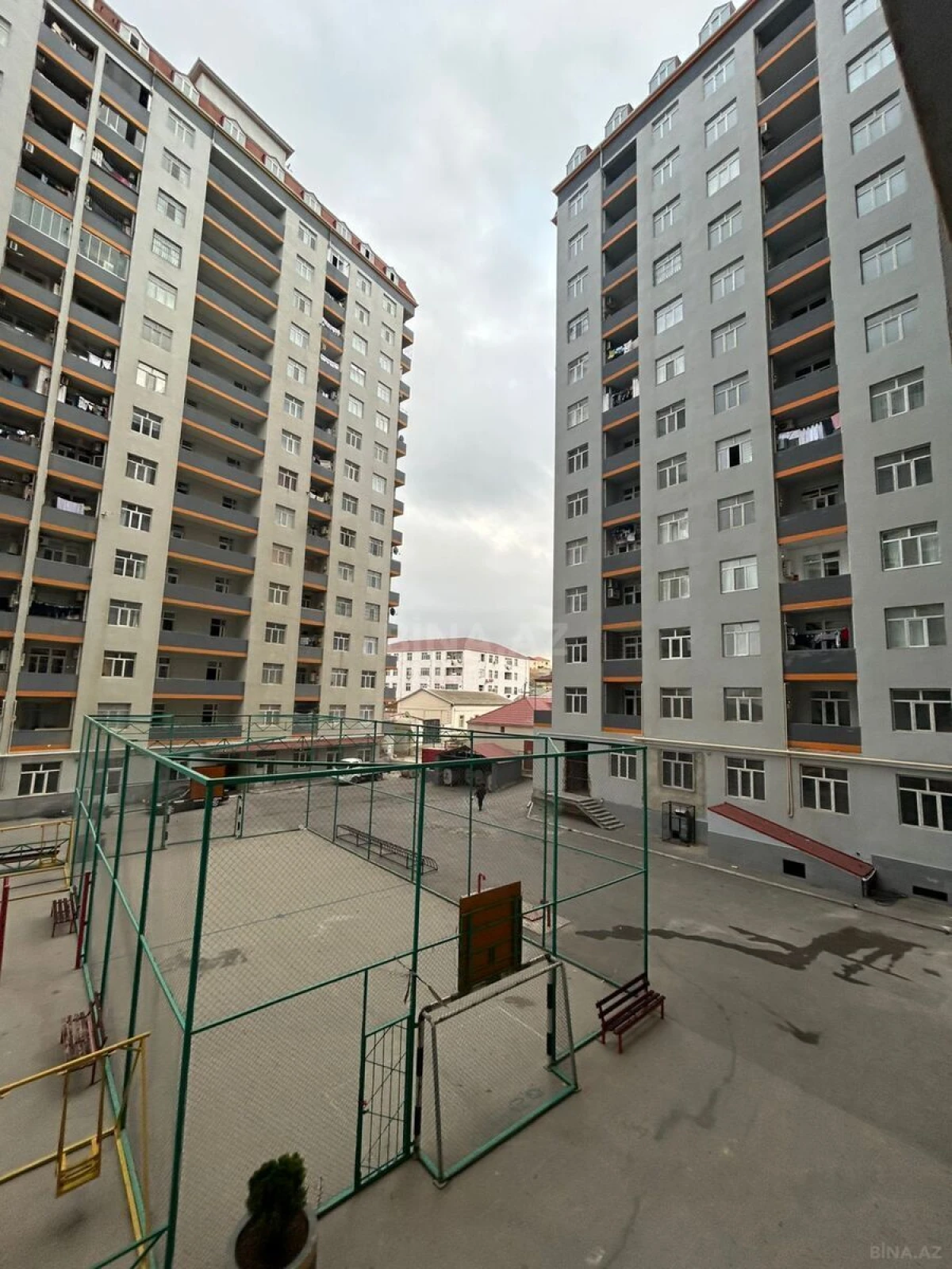 Satılır 2 otaqlı mənzil 63.5 m²