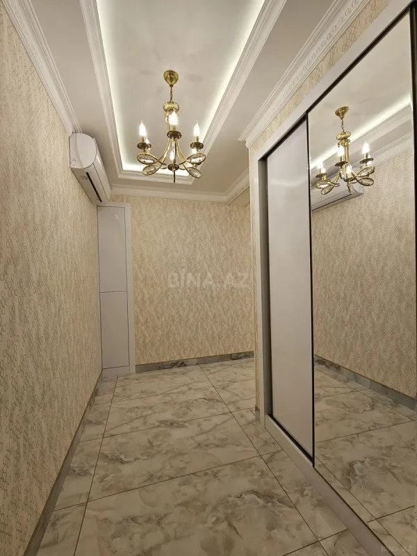 Satılır 2 otaqlı mənzil 80 m²
