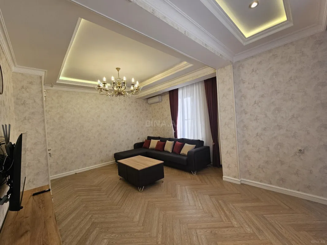 Satılır 2 otaqlı mənzil 80 m²
