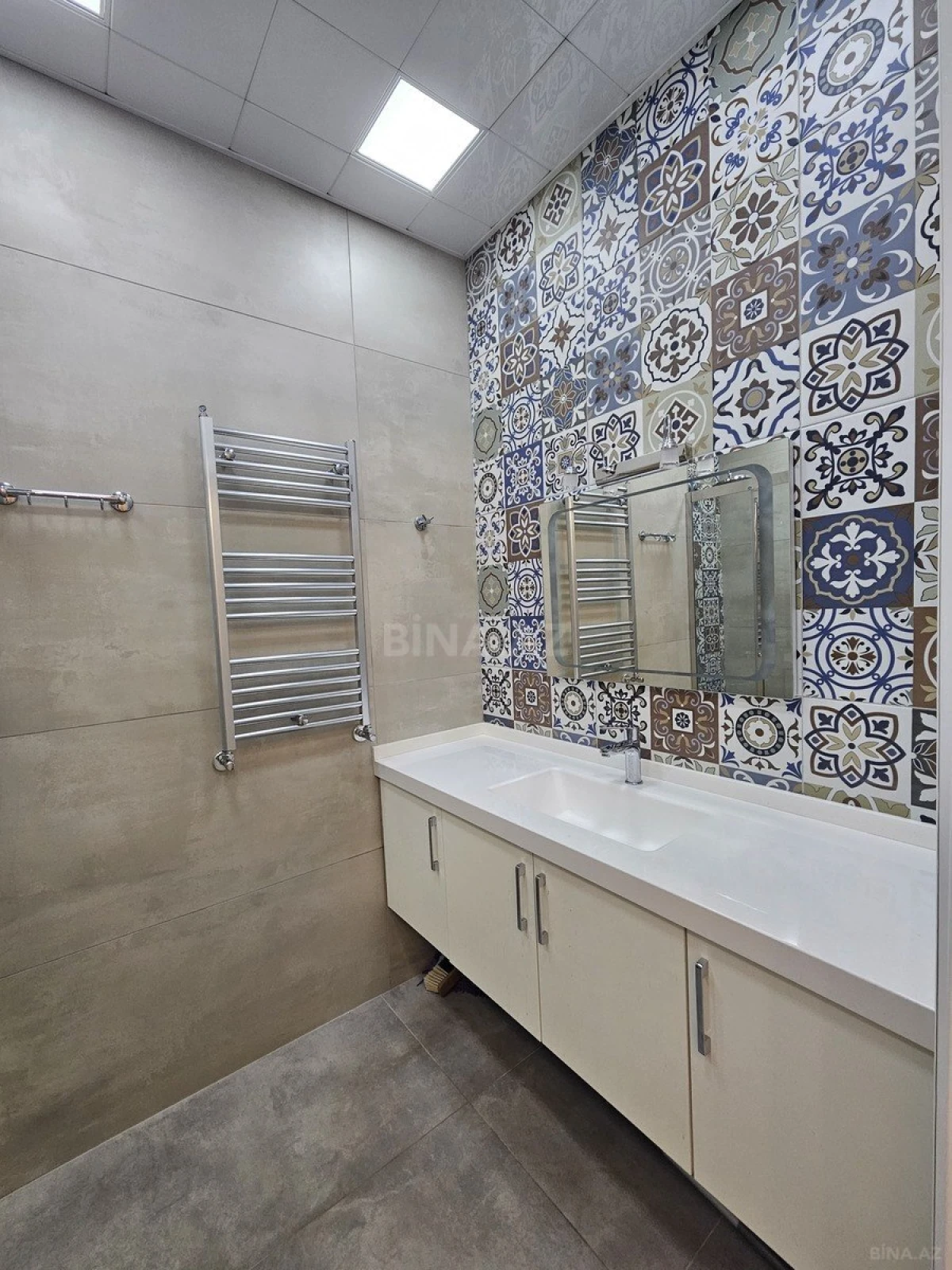 Satılır 2 otaqlı mənzil 80 m²