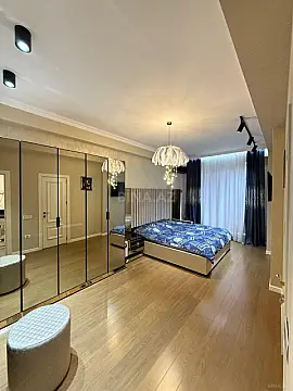 Satılır 3 otaqlı mənzil 145 m²