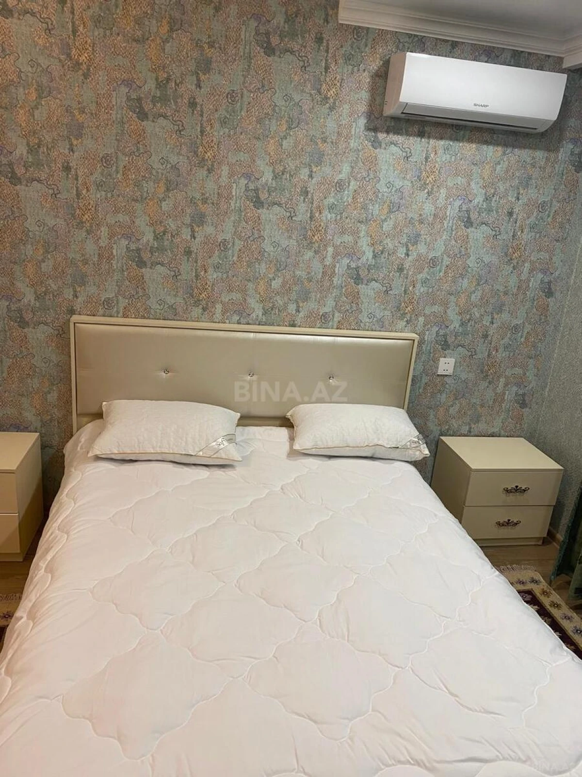 Kirayə verilir 2 otaqlı mənzil 73 m²