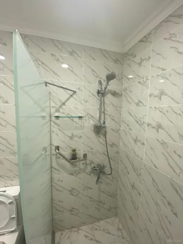Kirayə verilir 2 otaqlı mənzil 73 m²
