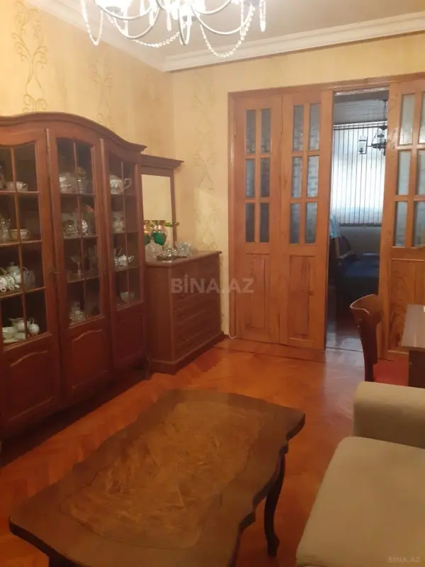 Satılır 3 otaqlı mənzil 62 m²