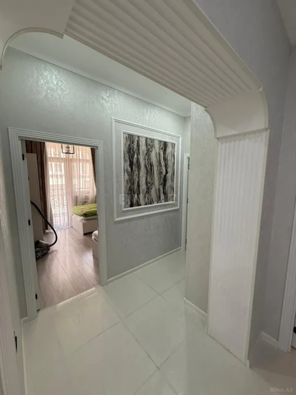 Satılır 3 otaqlı mənzil 104 m²