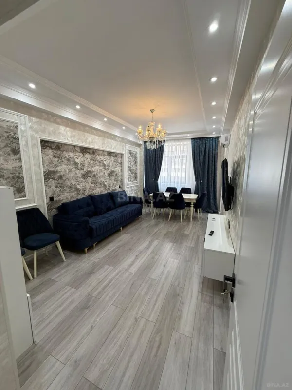 Satılır 3 otaqlı mənzil 104 m²