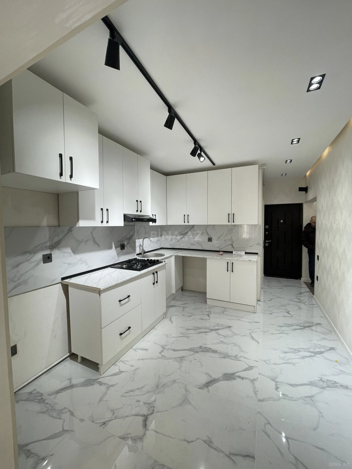 Satılır 3 otaqlı mənzil 65 m²