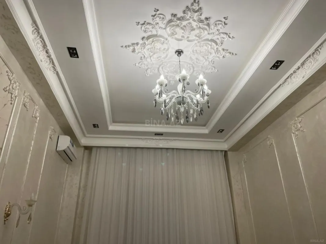 Satılır 2 otaqlı mənzil 72 m²