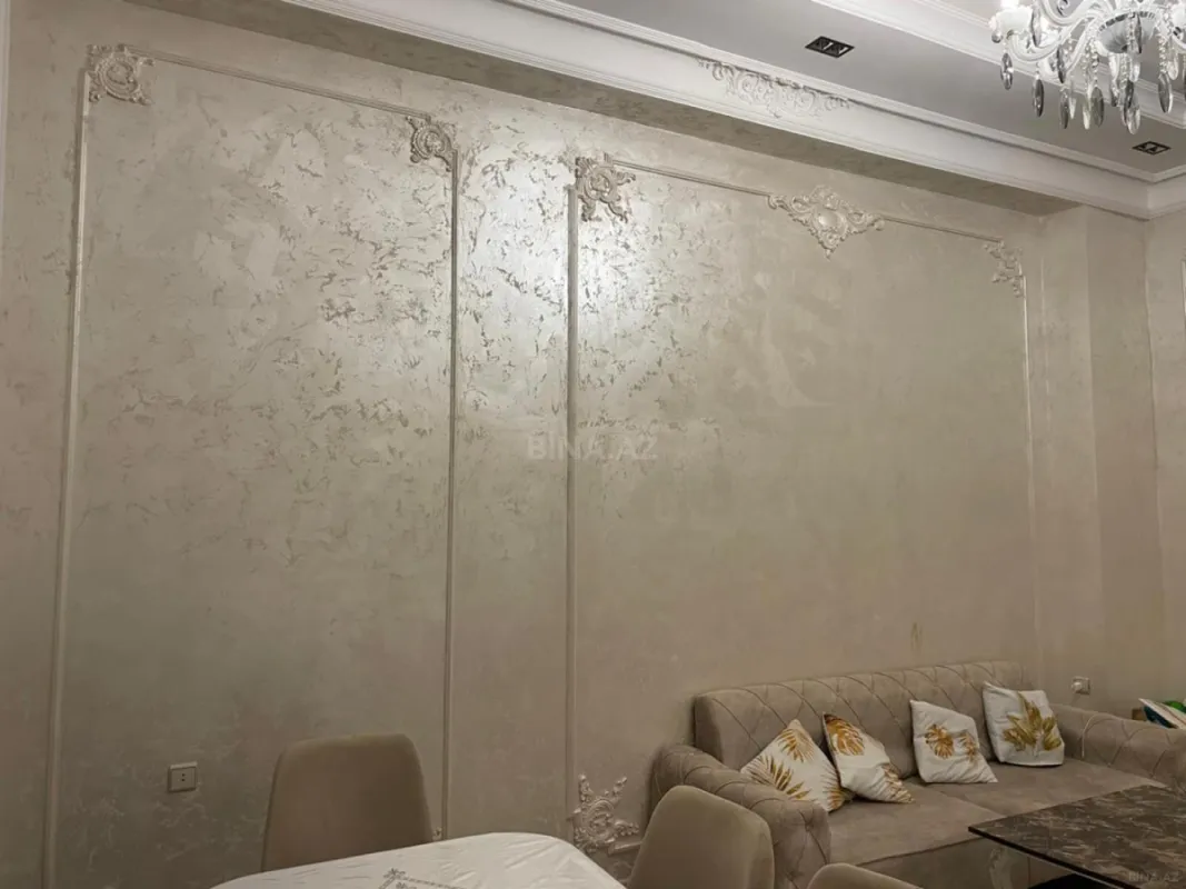 Satılır 2 otaqlı mənzil 72 m²