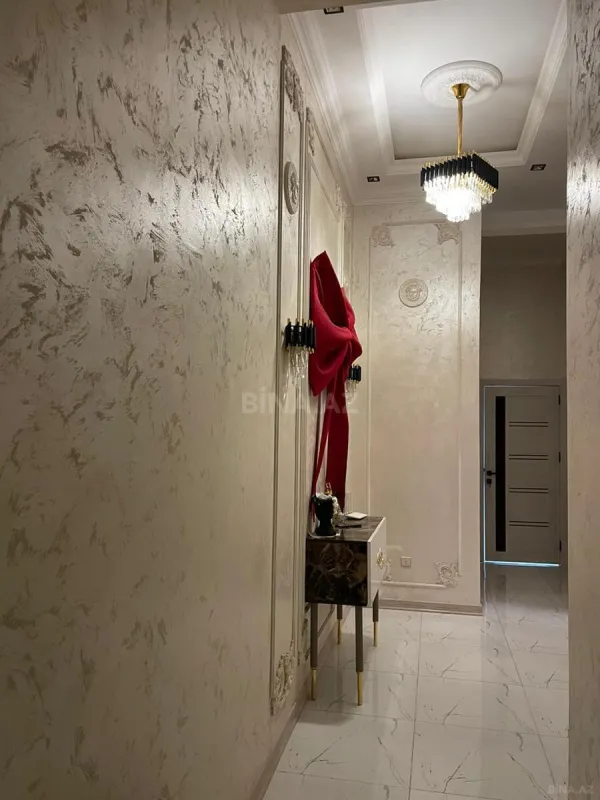 Satılır 2 otaqlı mənzil 72 m²