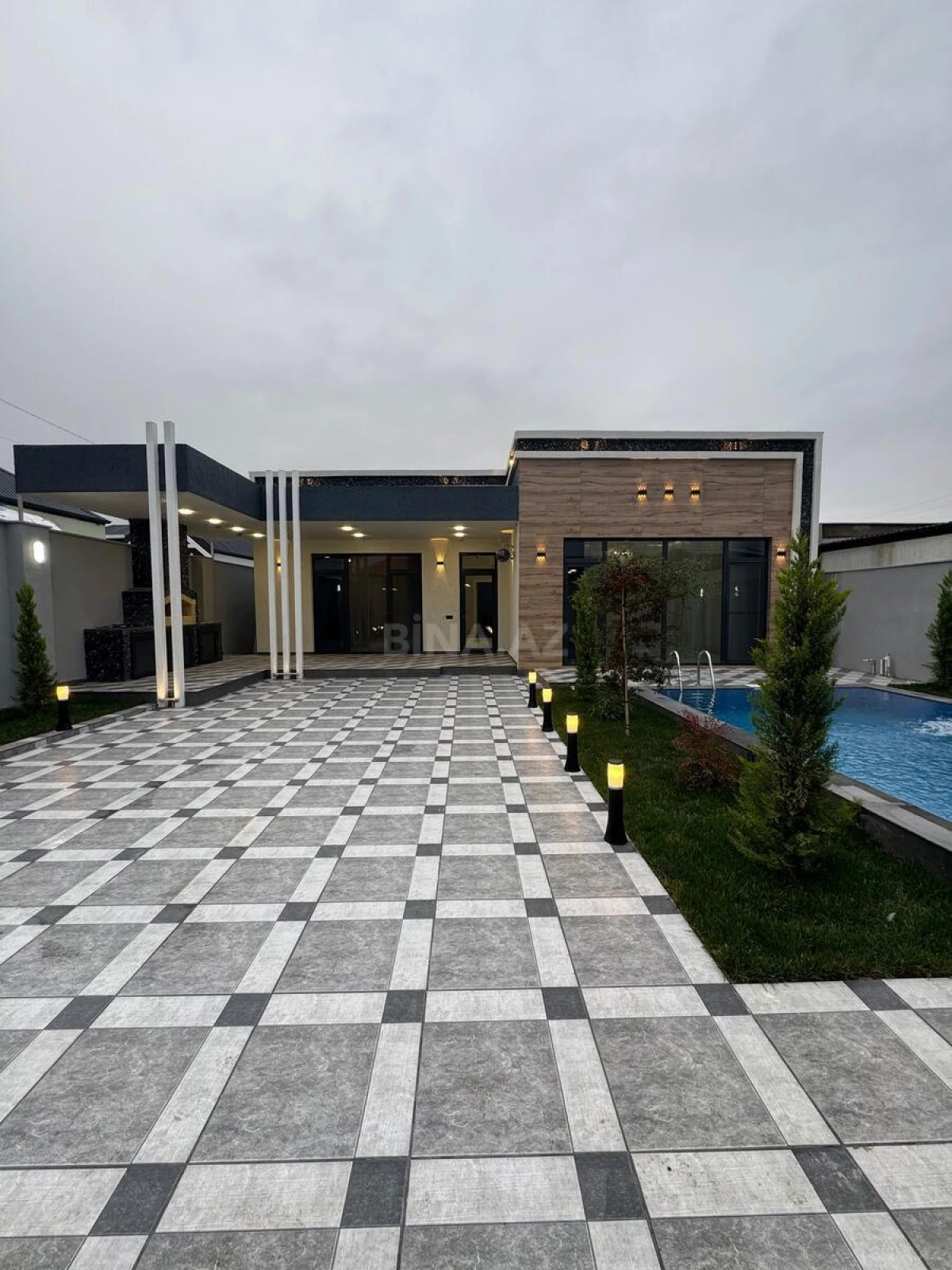 Satılır 4 otaqlı həyət evi 150 m²