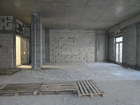 Satılır 3 otaqlı mənzil 110.5 m²