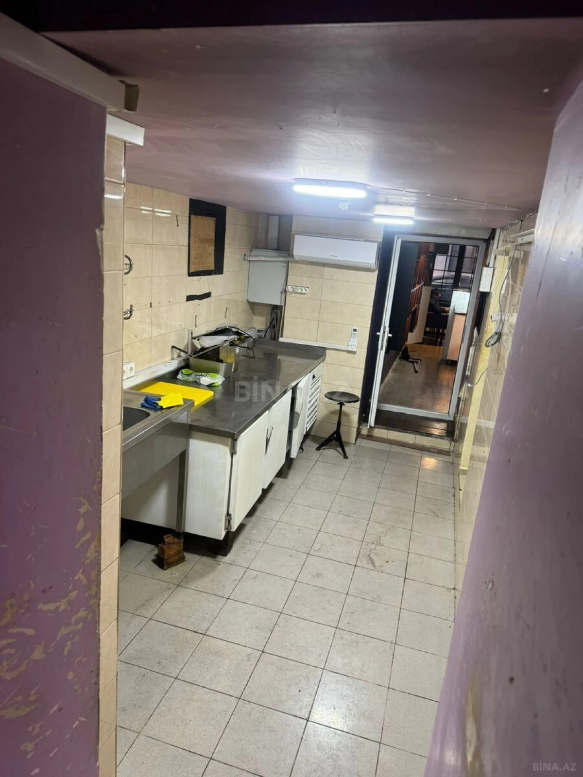 Kirayə verilir obyekt 80 m²