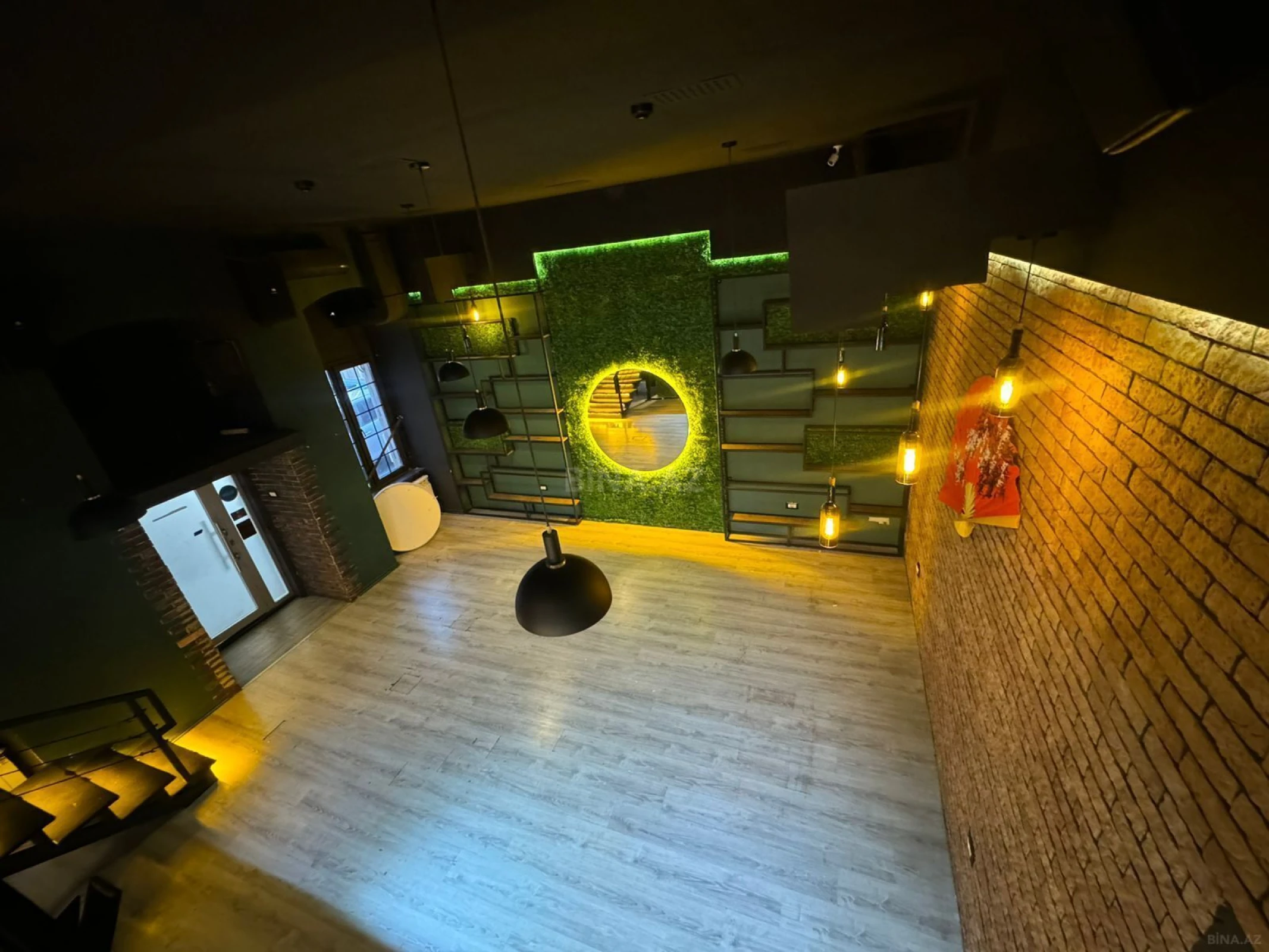 Kirayə verilir obyekt 80 m²