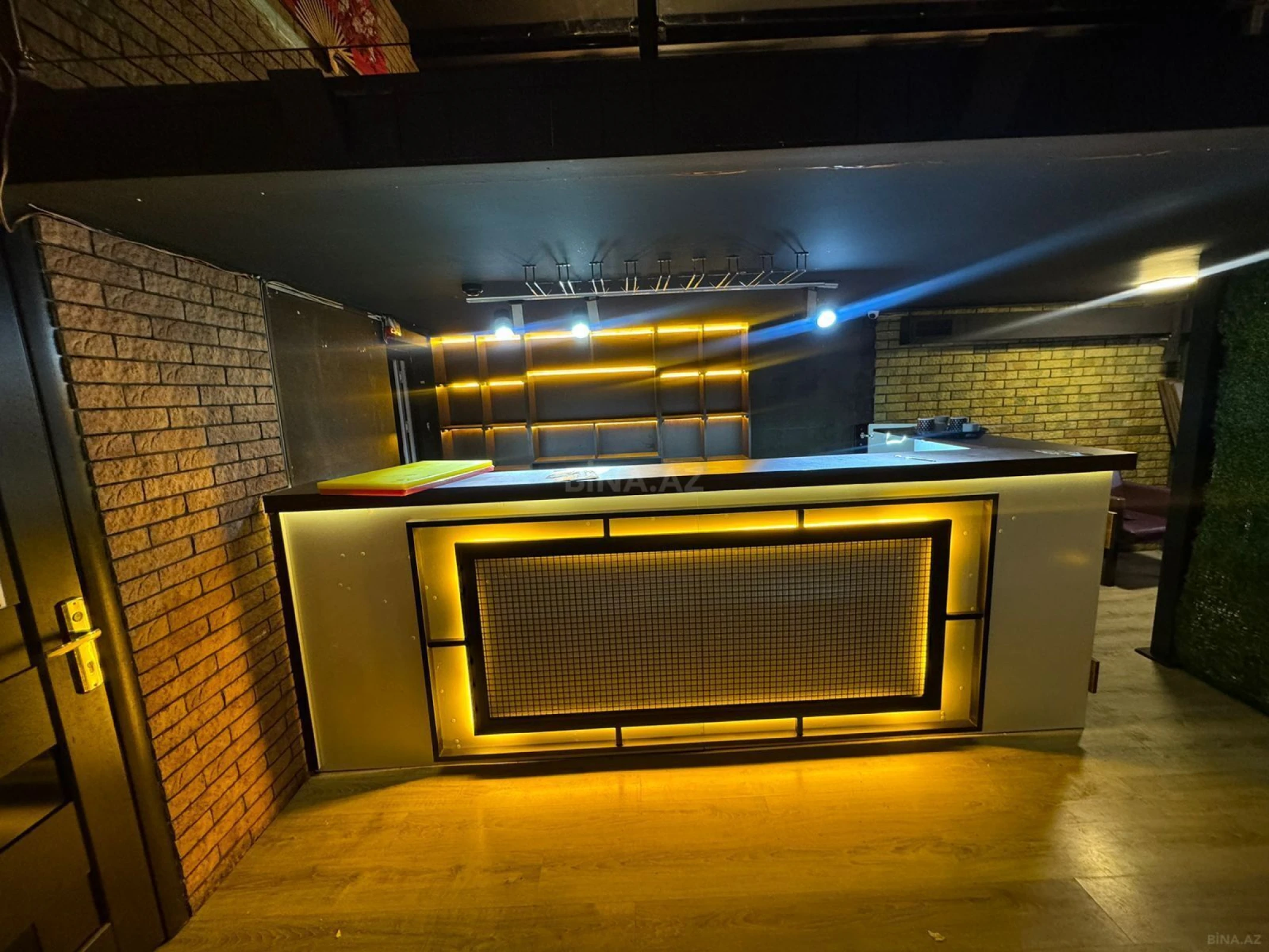 Kirayə verilir obyekt 80 m²