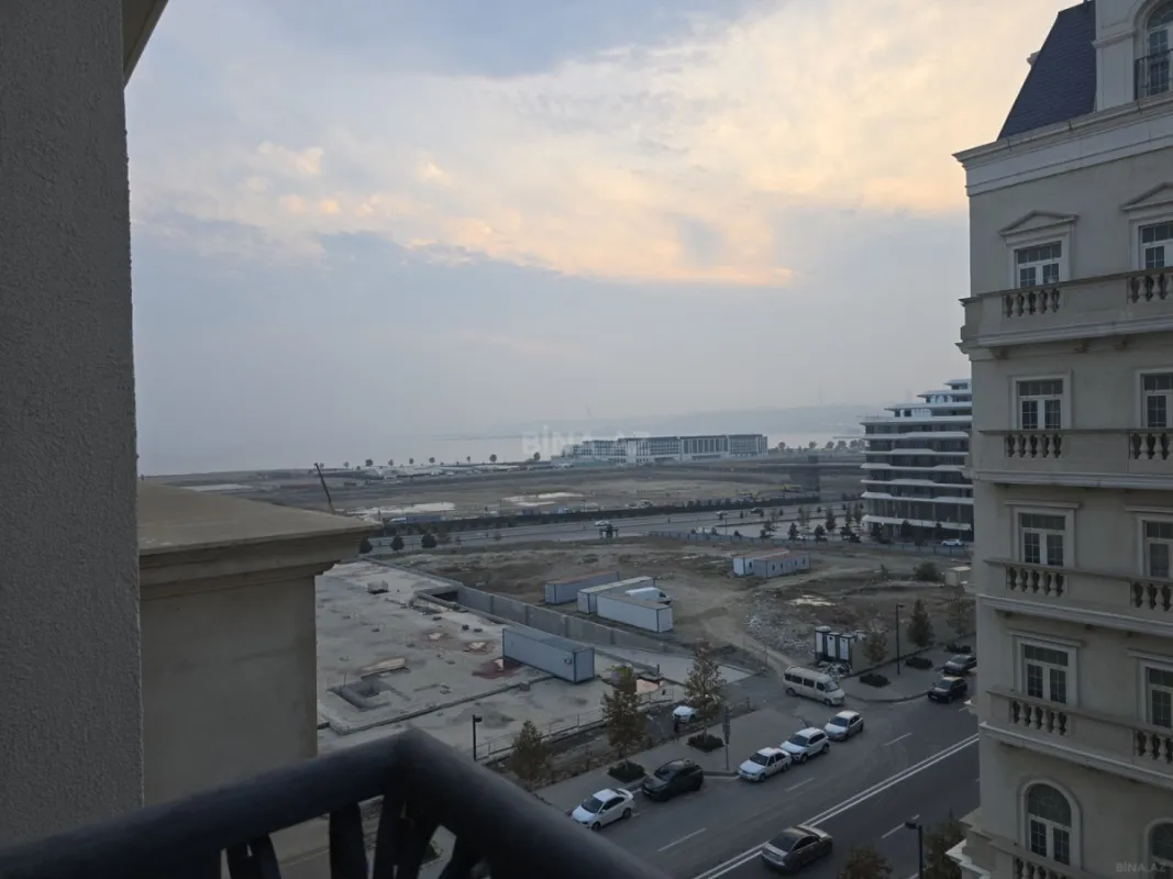 Satılır 2 otaqlı mənzil 65.7 m²