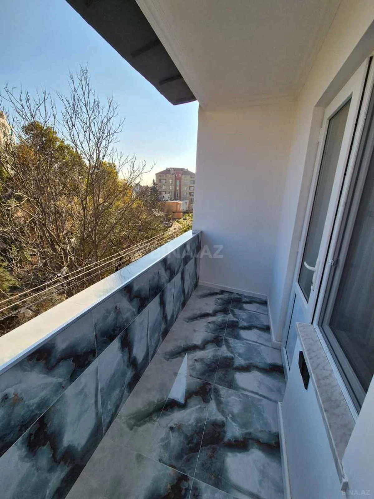 Satılır 3 otaqlı mənzil 90 m²