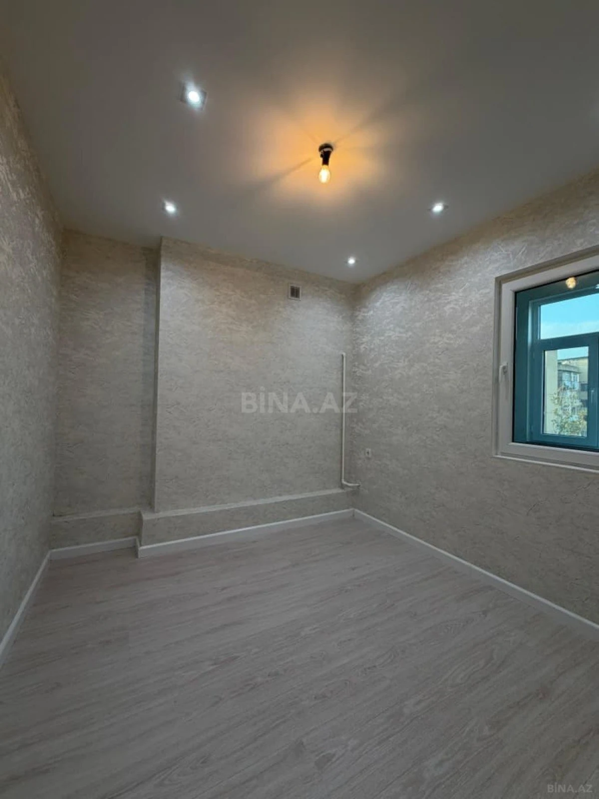 Satılır 2 otaqlı mənzil 40 m²