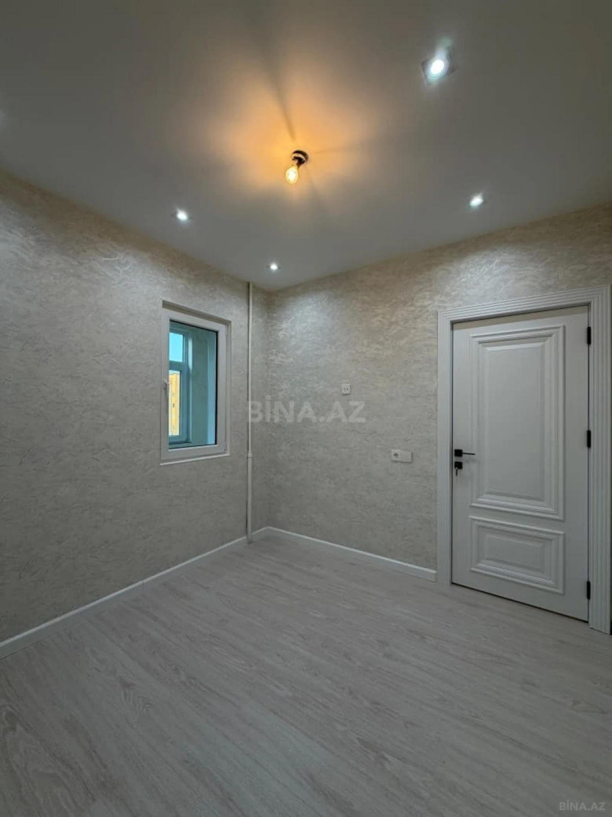 Satılır 2 otaqlı mənzil 40 m²
