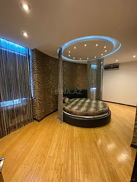 Satılır 3 otaqlı mənzil 125 m²