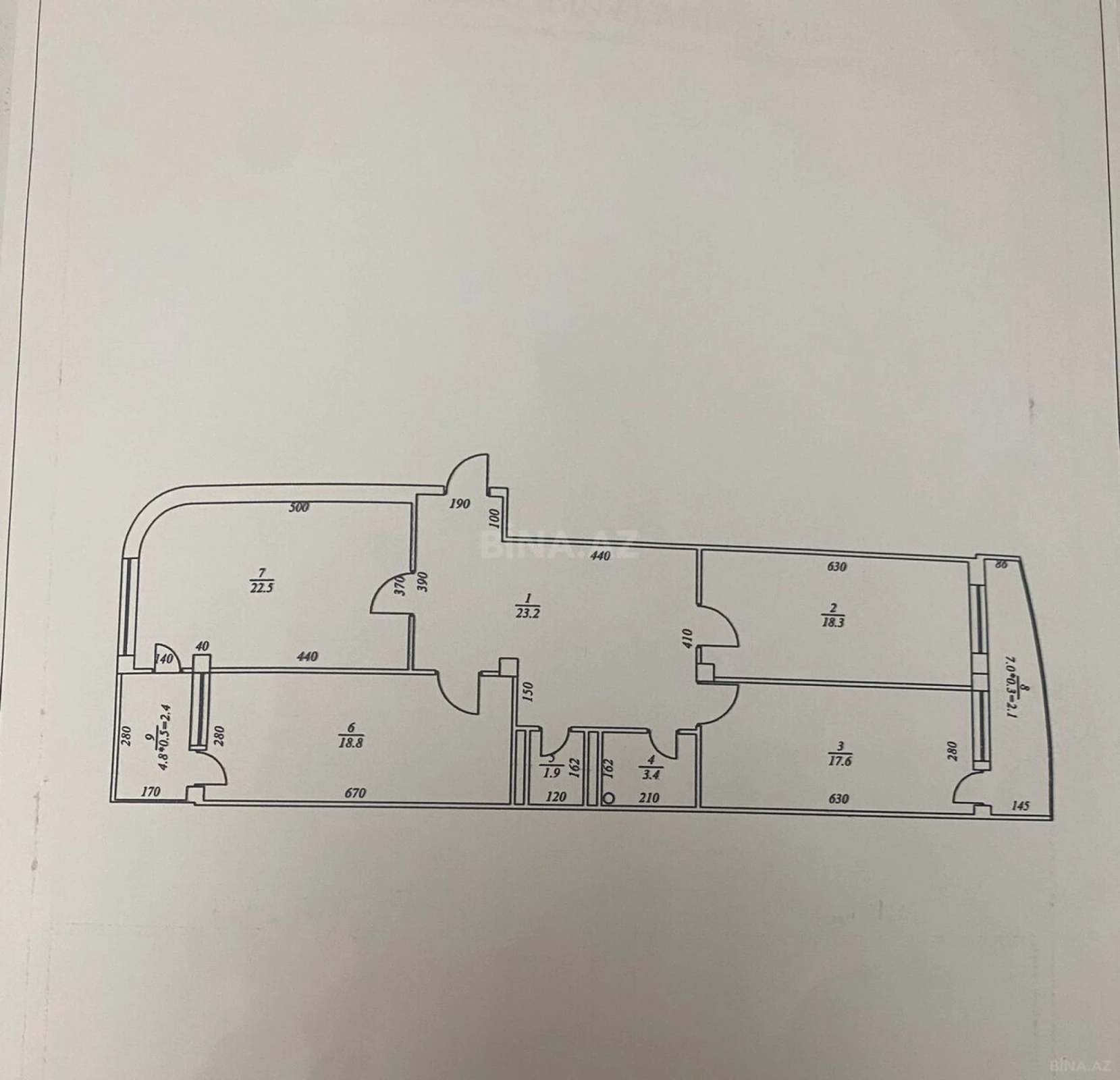 Satılır 3 otaqlı mənzil 118 m²