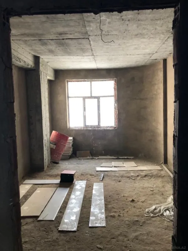 Satılır 3 otaqlı mənzil 118 m²