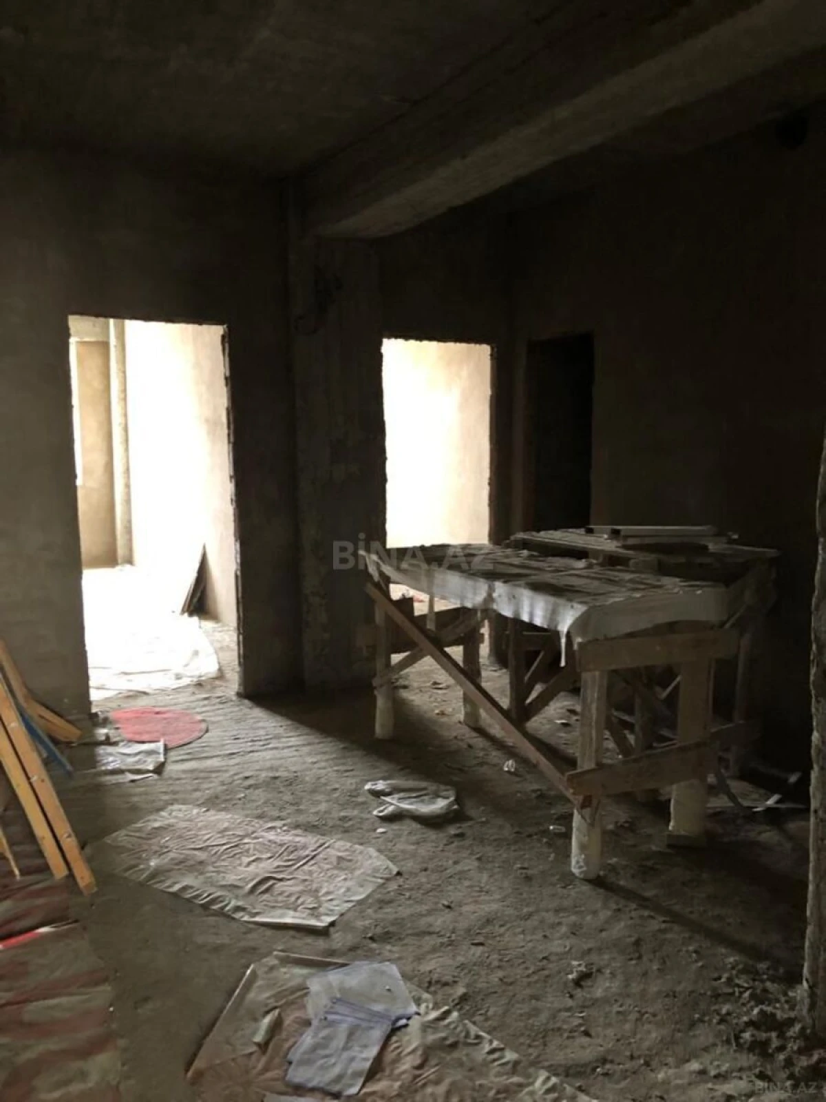 Satılır 3 otaqlı mənzil 118 m²