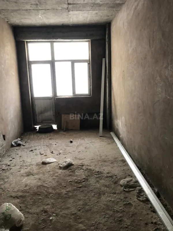 Satılır 3 otaqlı mənzil 118 m²