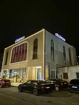 Satılır obyekt 1800 m²