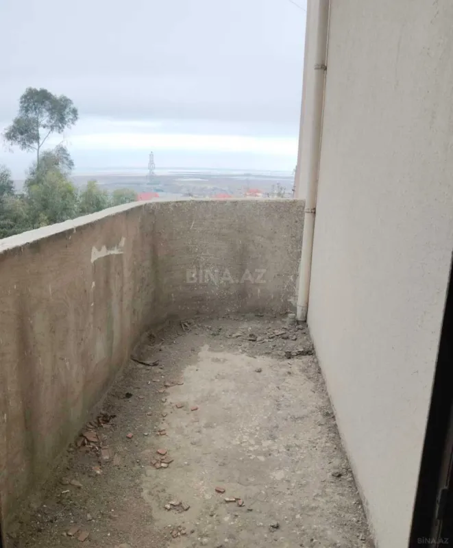 Satılır 3 otaqlı mənzil 118 m²