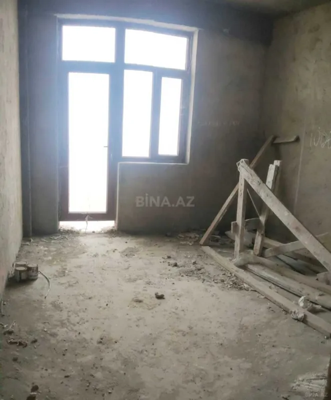 Satılır 3 otaqlı mənzil 118 m²